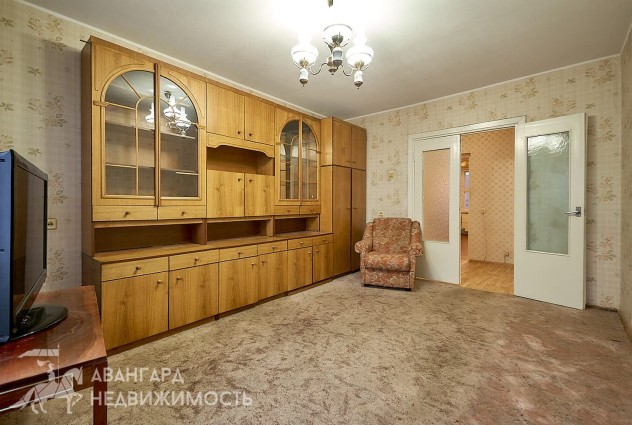 Фото Четырехкомнатная квартира с кухней 8.9 м2 в Сухарево. — 11