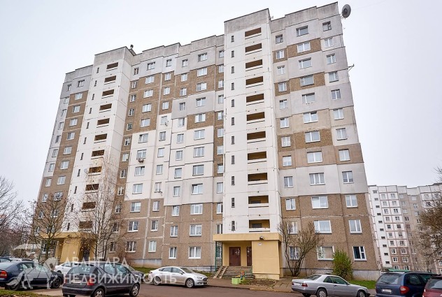 Фото Четырехкомнатная квартира с кухней 8.9 м2 в Сухарево. — 37