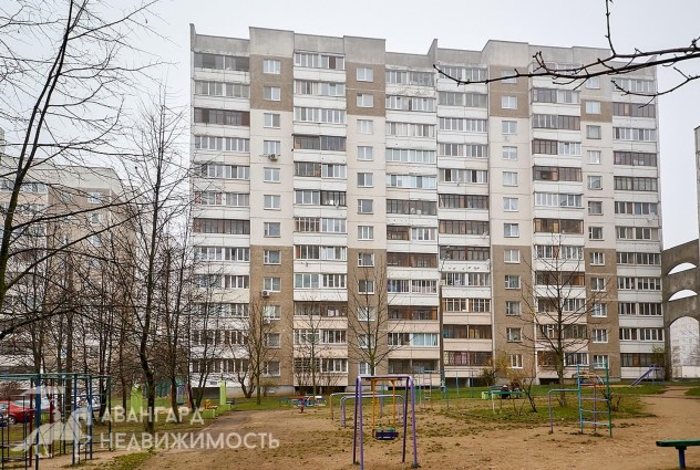 Фото Четырехкомнатная квартира с кухней 8.9 м2 в Сухарево. — 39