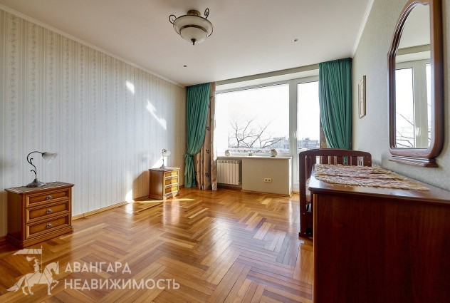 Фото Квартира в элитном доме в 2 минутах ходьбы от пл. Победы. — 25