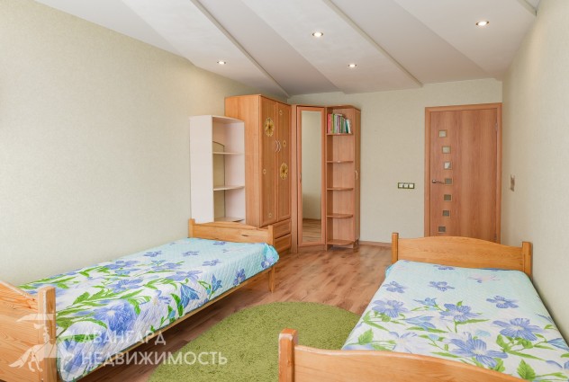 Фото 3-комнатная квартира с хорошим ремонтом во Фрунзенском районе  — 17