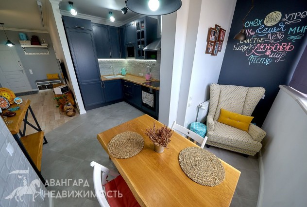 Фото Продажа 2-комнатной квартиры с дизайнерским ремонтом — 19