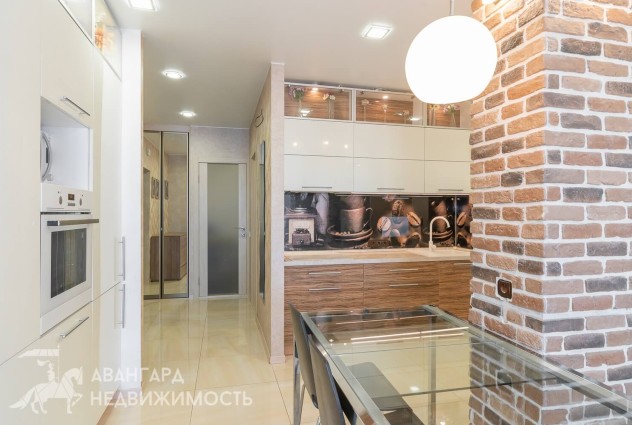 Фото Продажа 3-комнатной квартиры в Центральном районе — 3