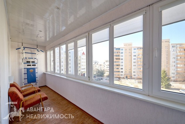 Фото  3-комнатная квартира со всей обстановкой рядом с Севастопольским парком! — 11
