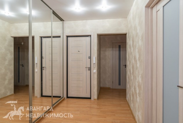 Фото Выгодное месторасположение! 3-комнатная квартира у метро «Малиновка» — 41