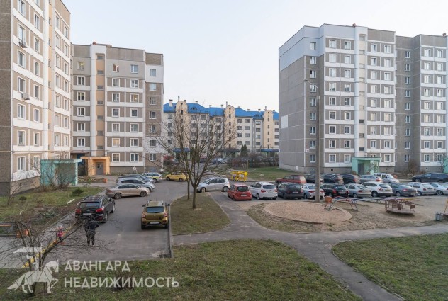 Фото Выгодное месторасположение! 3-комнатная квартира у метро «Малиновка» — 43