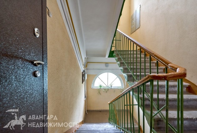 Фото 1-к квартира в кирпичной «Сталинке» по ул. Уральская, 9 — 23