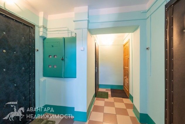 Фото 3-х комнатная квартира в кирпичном доме в Серебрянке — 43