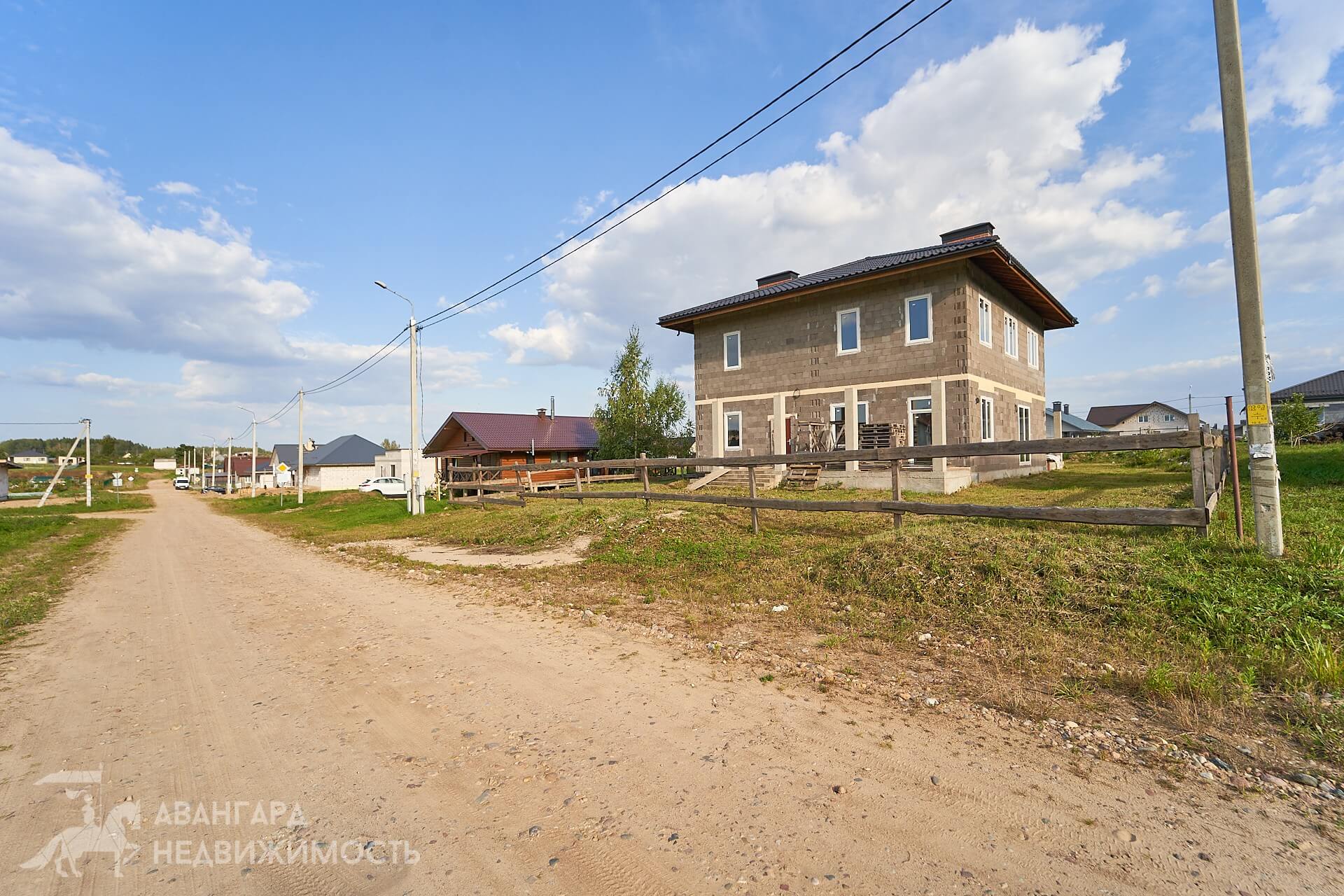  299м.кв. (участок 12,07сот.), Минская (Минская обл., Логойский р-н, д. Чуденичи, ул. Дружная)