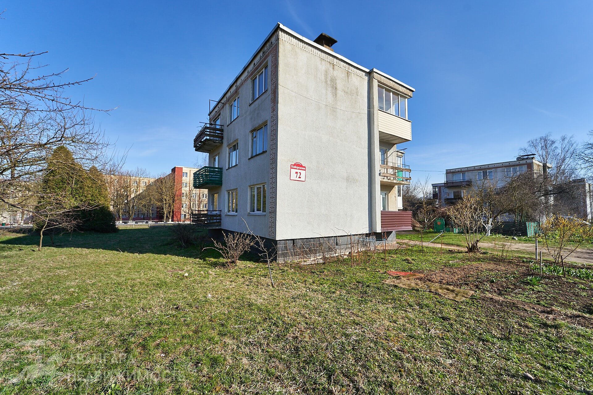  68.6м.кв., комнат 3, Сеница (аг. Сеница, ул. Набережная, 72)