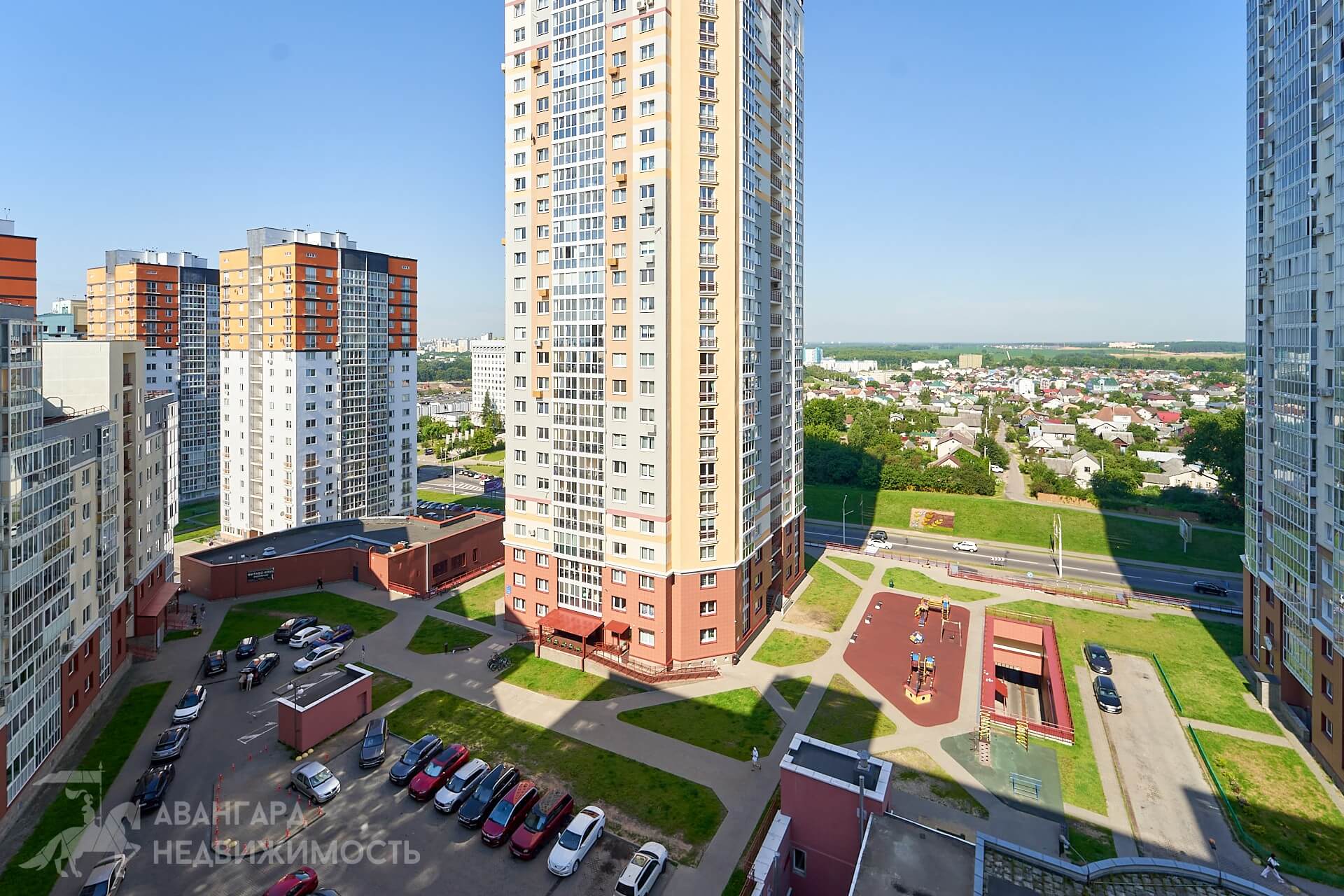  111.8м.кв., комнат 2, Минск (ул. Тургенева, 1)