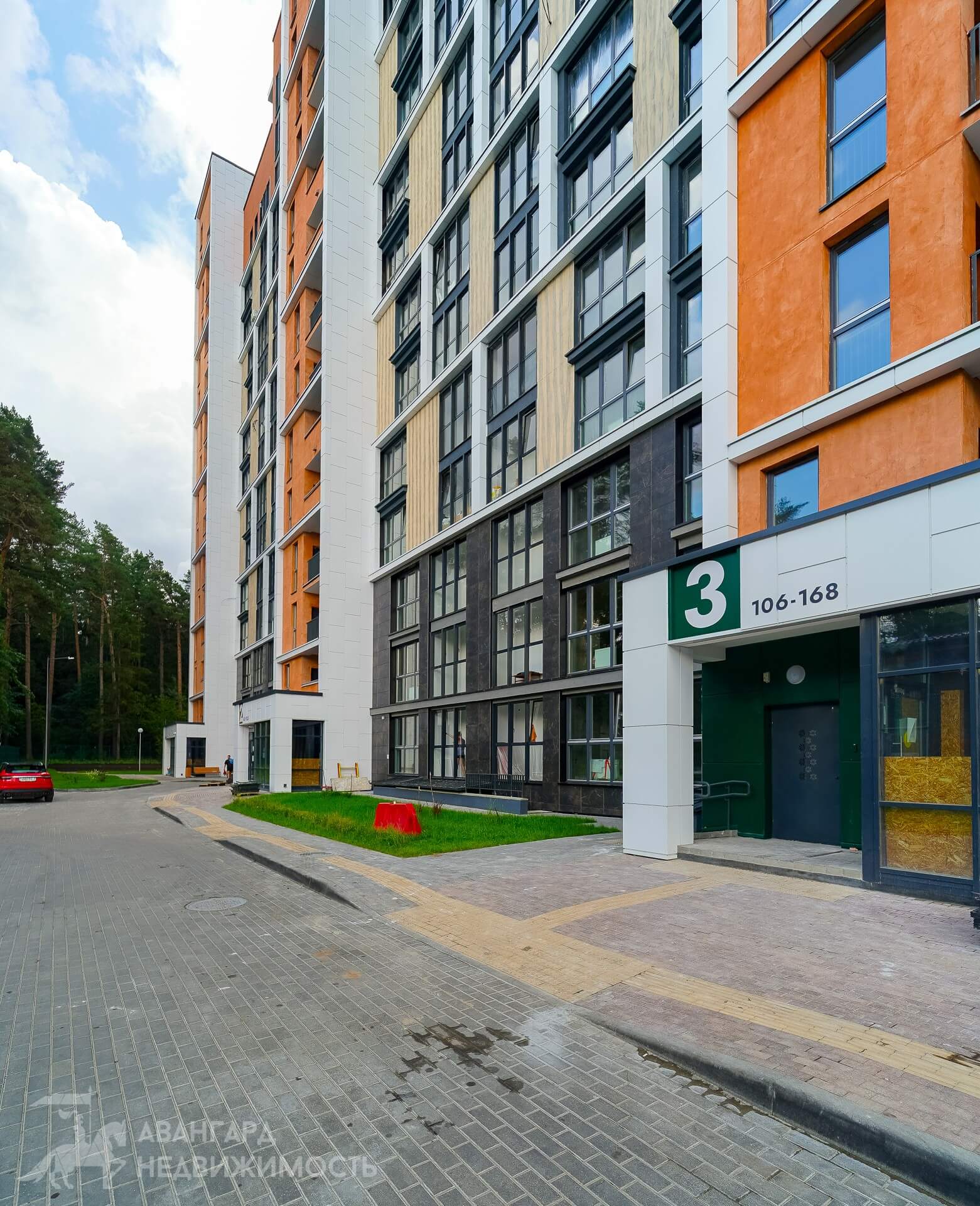  81м.кв., комнат 3, Минск (ул. Подлесная, 4)