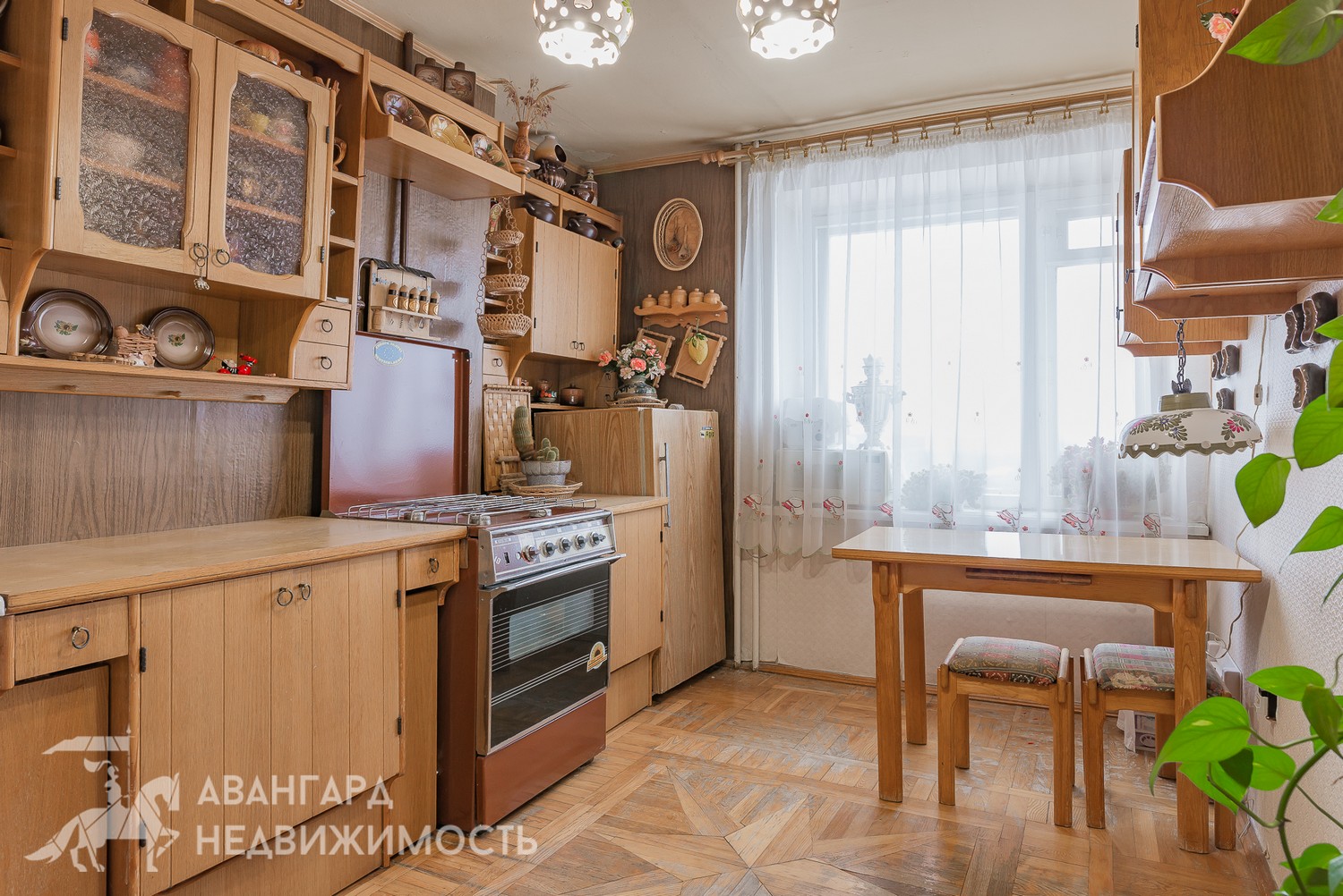  58м.кв., комнат 2, Минск (Логойский тр-т, 29)