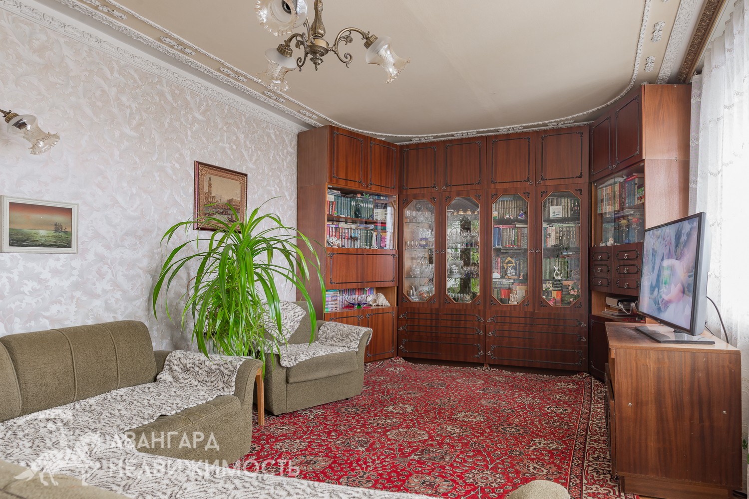  58м.кв., комнат 2, Минск (Логойский тр-т, 29)