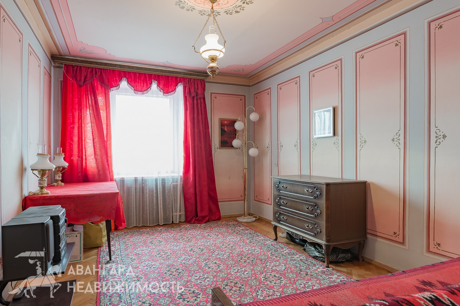  58м.кв., комнат 2, Минск (Логойский тр-т, 29)