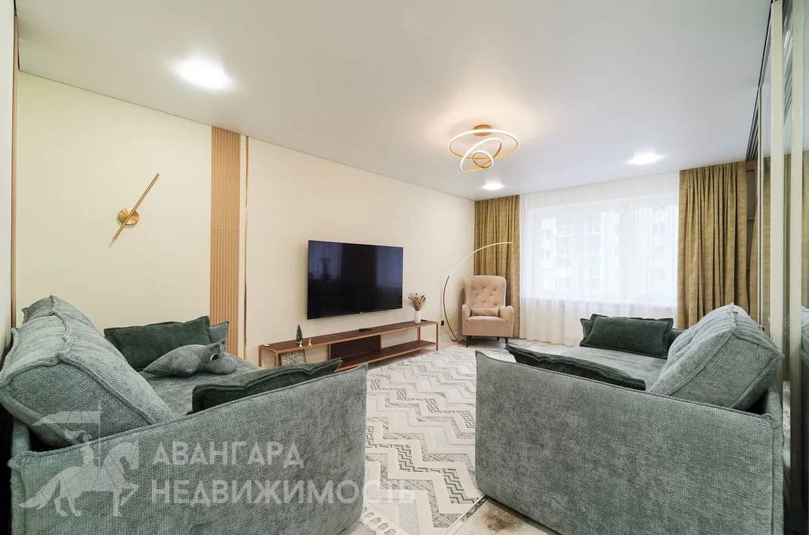 84.7м.кв., комнат 3, Ельница (д. Ельница, ул. Спортивная, 85)