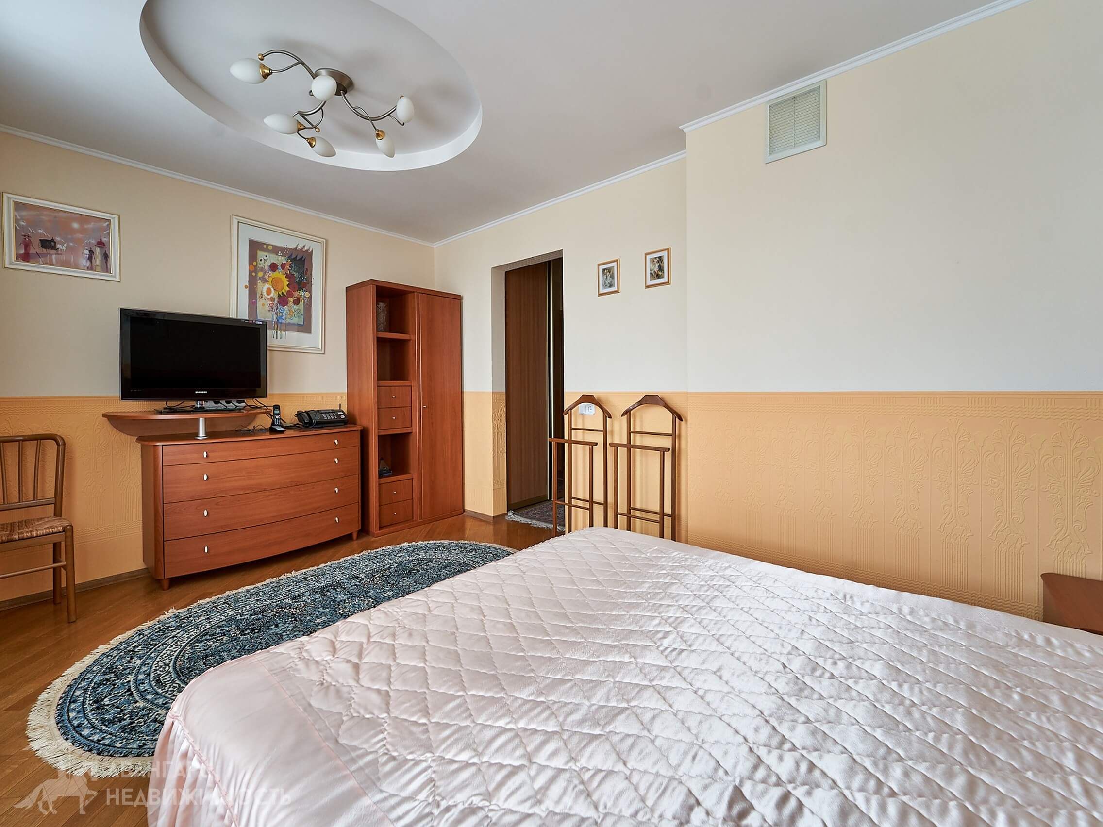  132.6м.кв., комнат 4, Минск (ул. Мавра, 1)