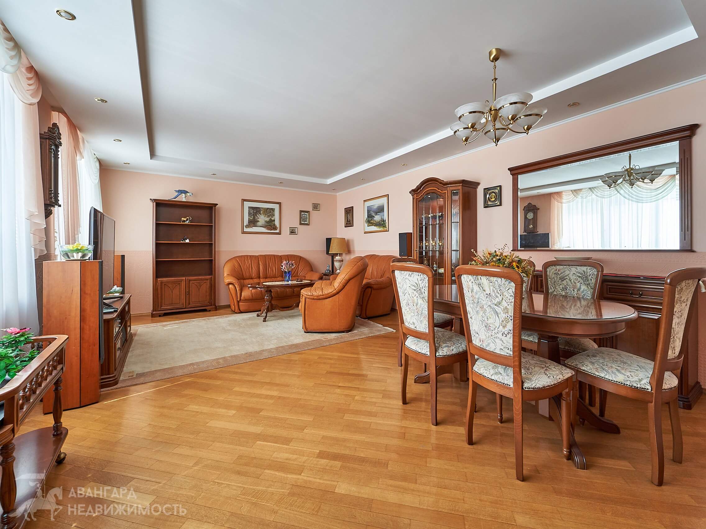  132.6м.кв., комнат 4, Минск (ул. Мавра, 1)