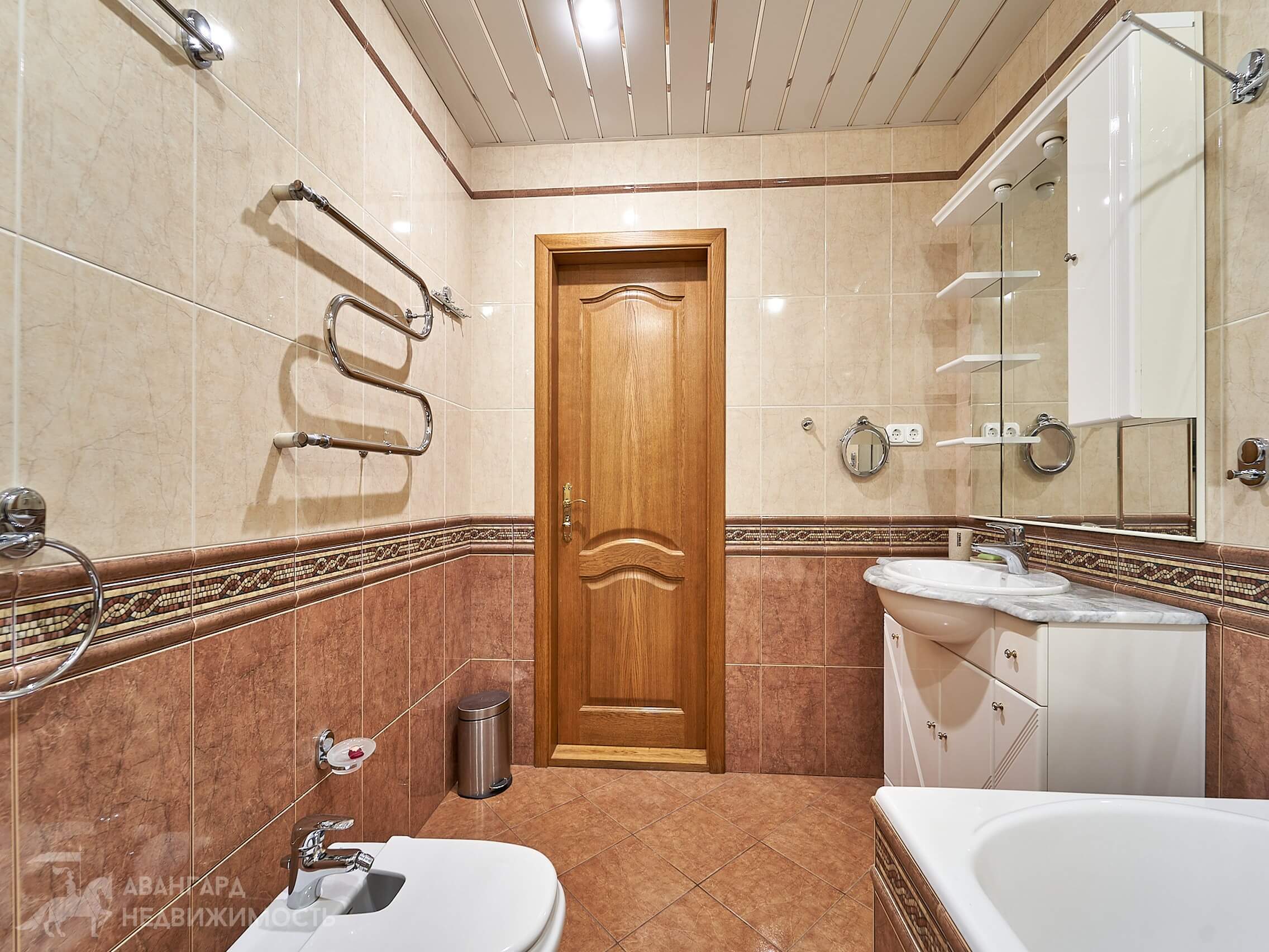  132.6м.кв., комнат 4, Минск (ул. Мавра, 1)