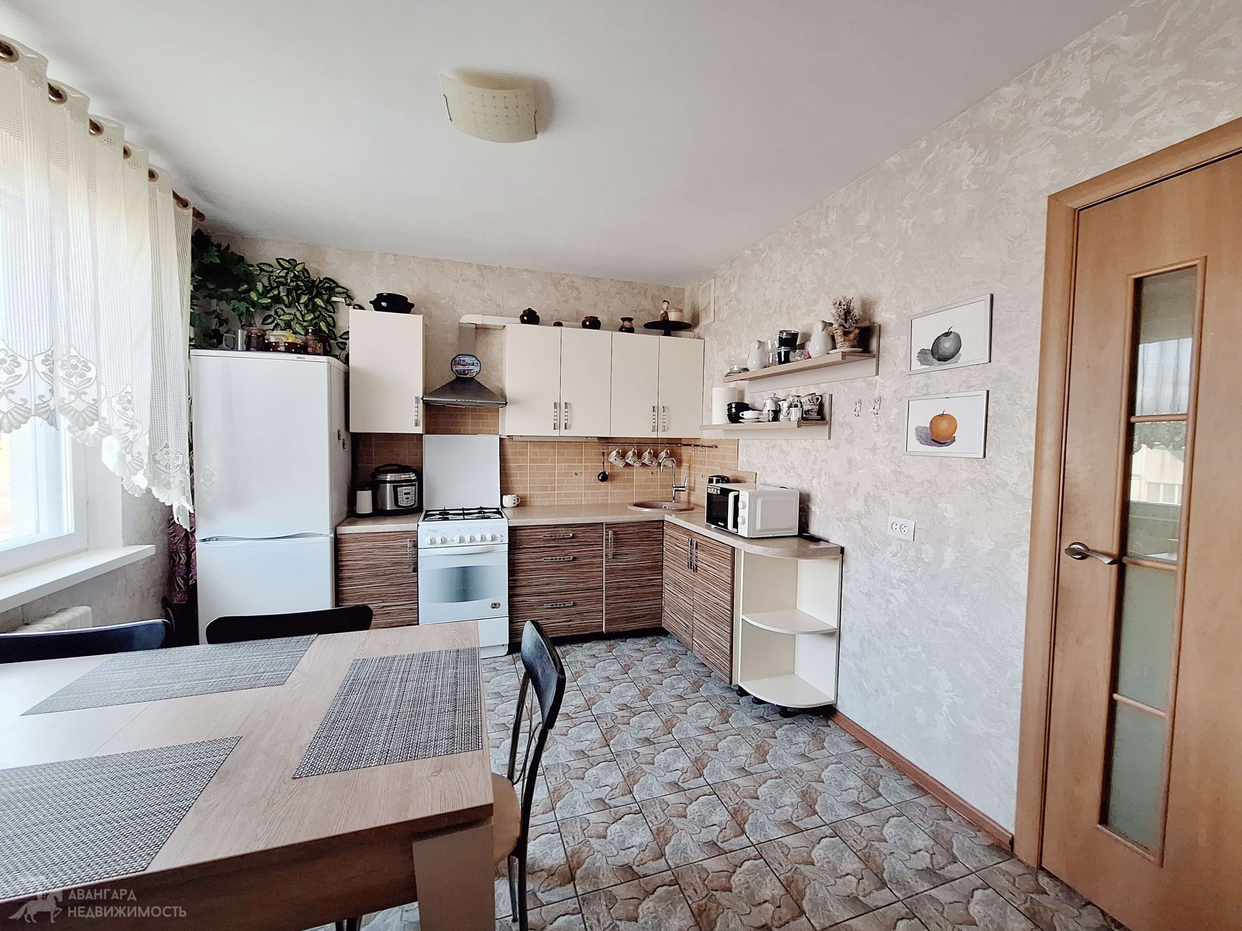  78.7м.кв., комнат 3, Минск (ул. Прушинских, 72)