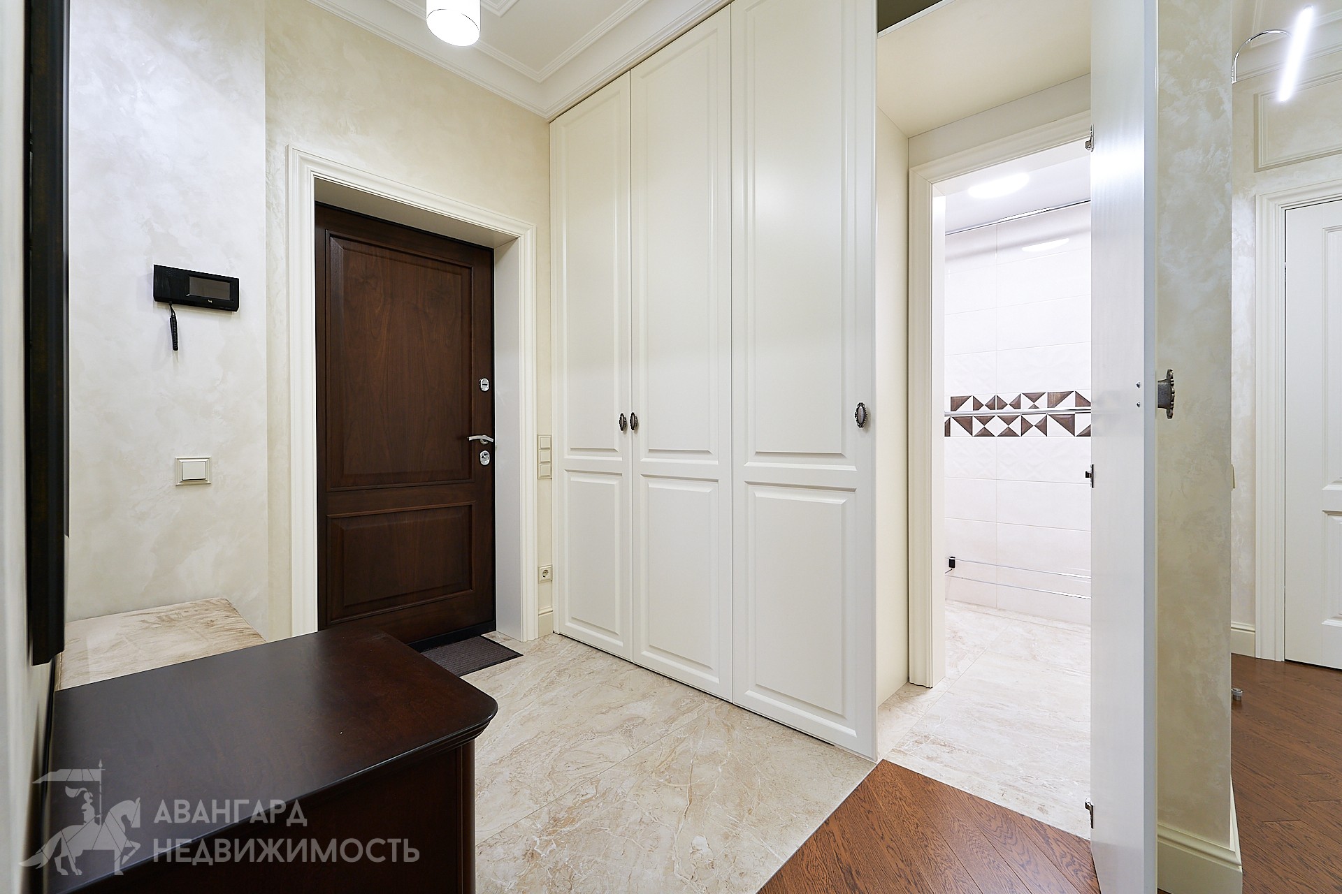  156.2м.кв., комнат 3, Минск (ул. Сторожевская, 6)