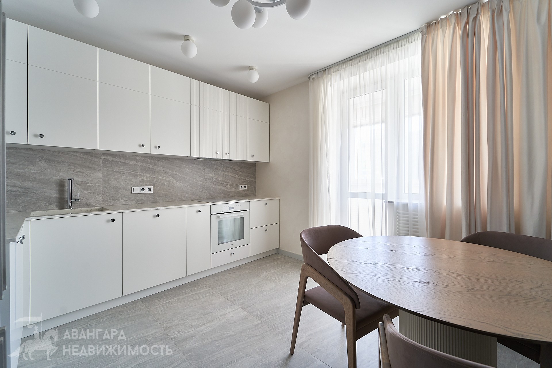  89.1м.кв., комнат 3, Минск (ул. Маяковского, 35)