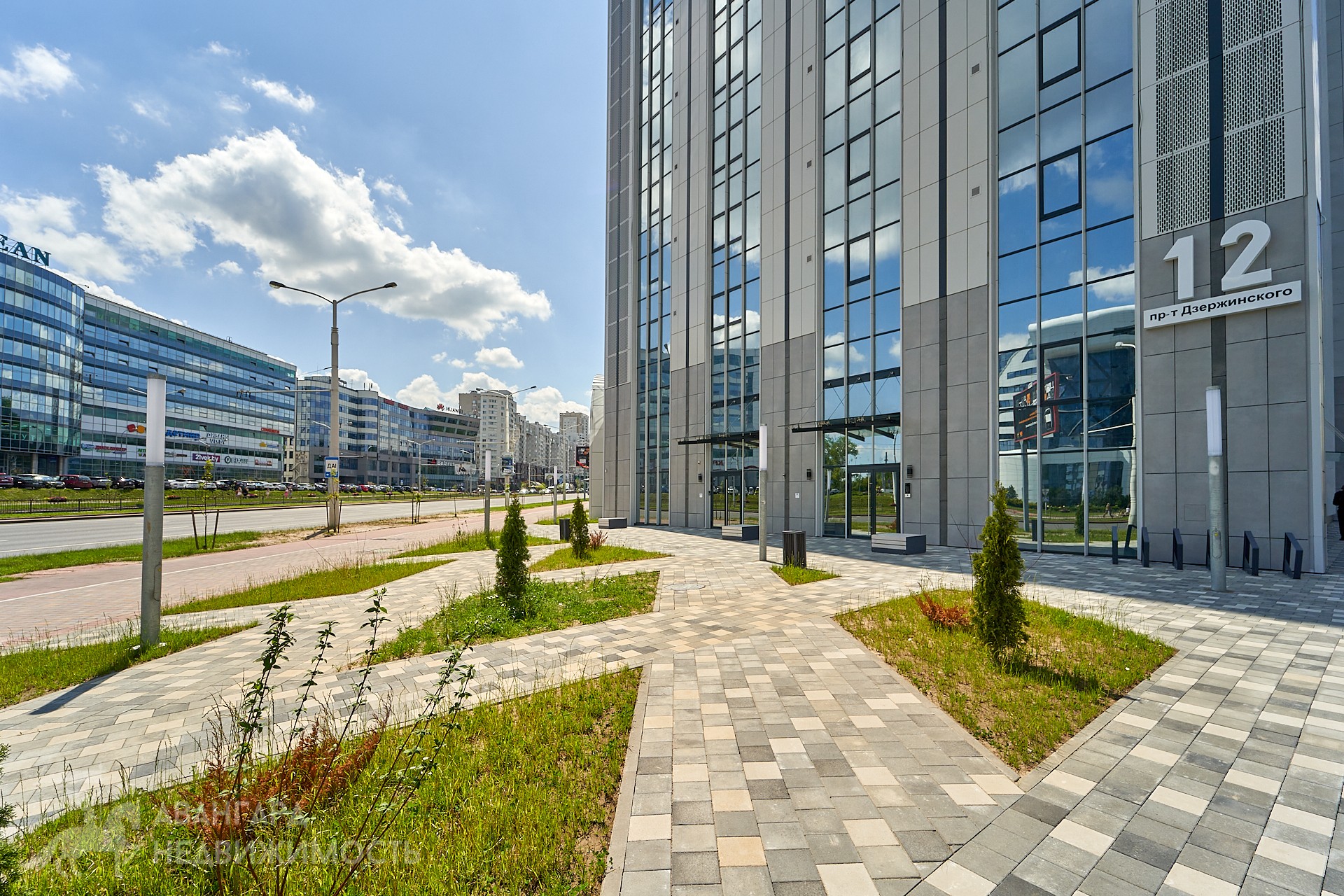  119.3м.кв., комнат 4, Минск (пр-т Дзержинского, 12)