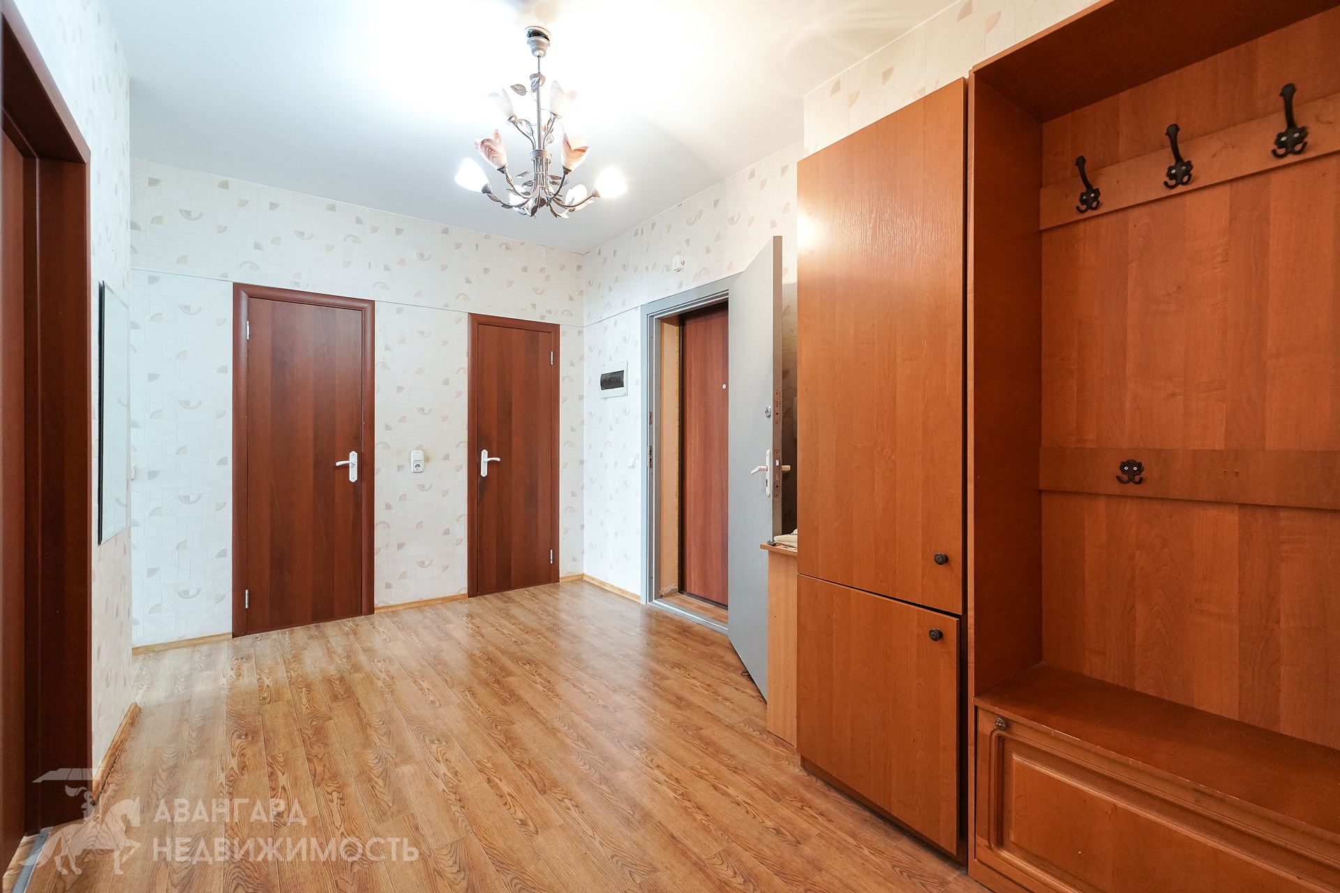  53.2м.кв., комнат 1, Минск (ул. Жиновича, 1)