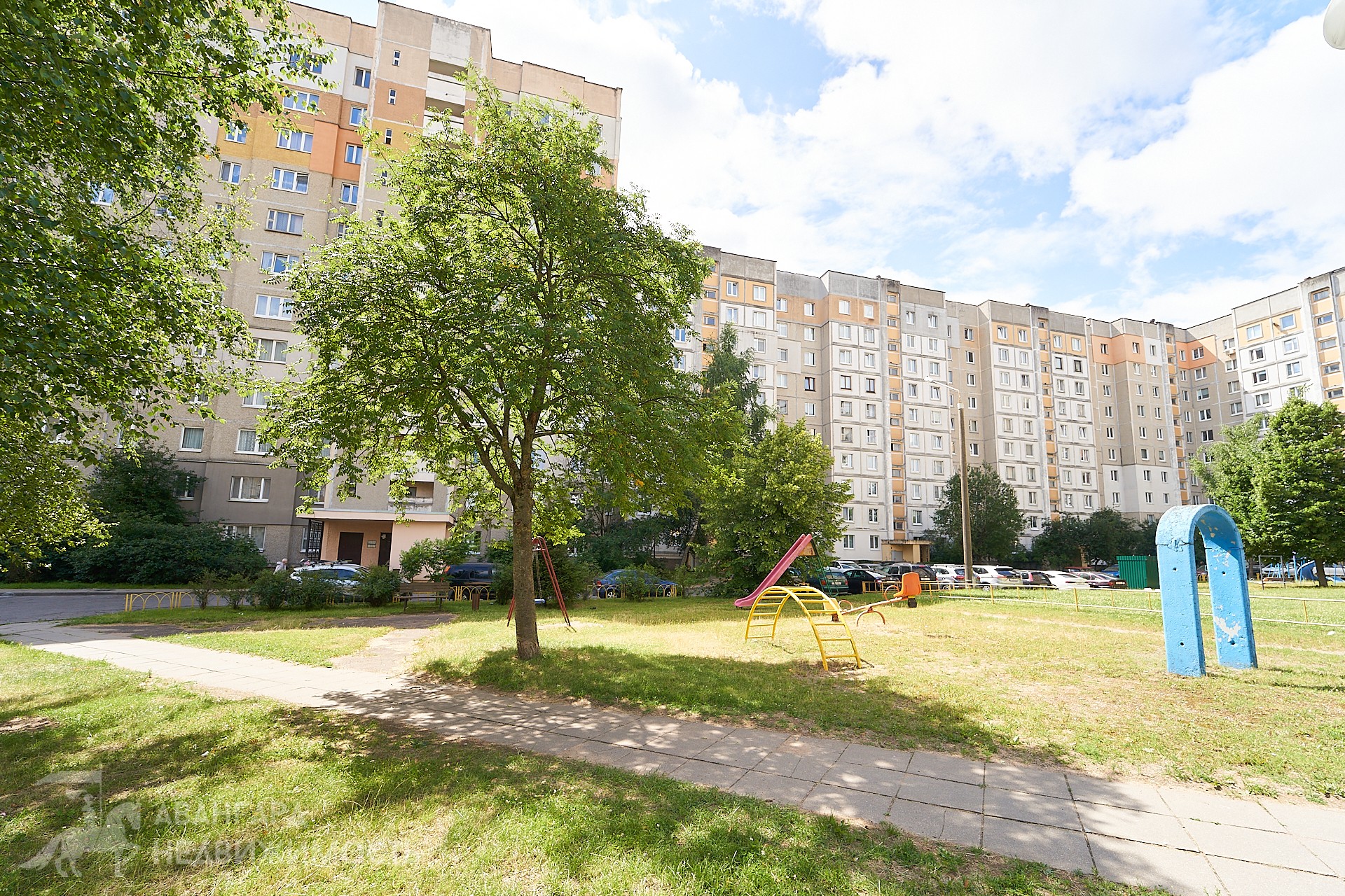 Квартира 36.5м.кв., комнат 1, Минск (ул. Руссиянова, 5/1) (1988)