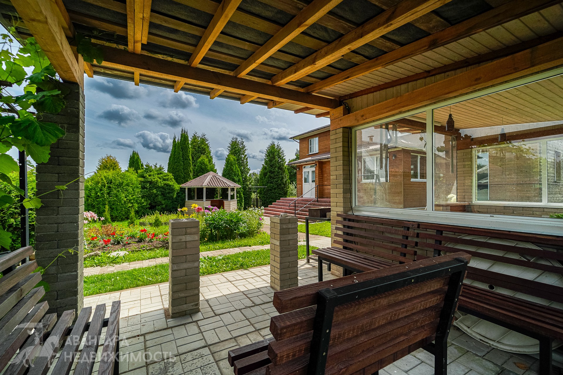  135.5м.кв., комнат 4, Старое (д. Старое Село, ул. Центральная)