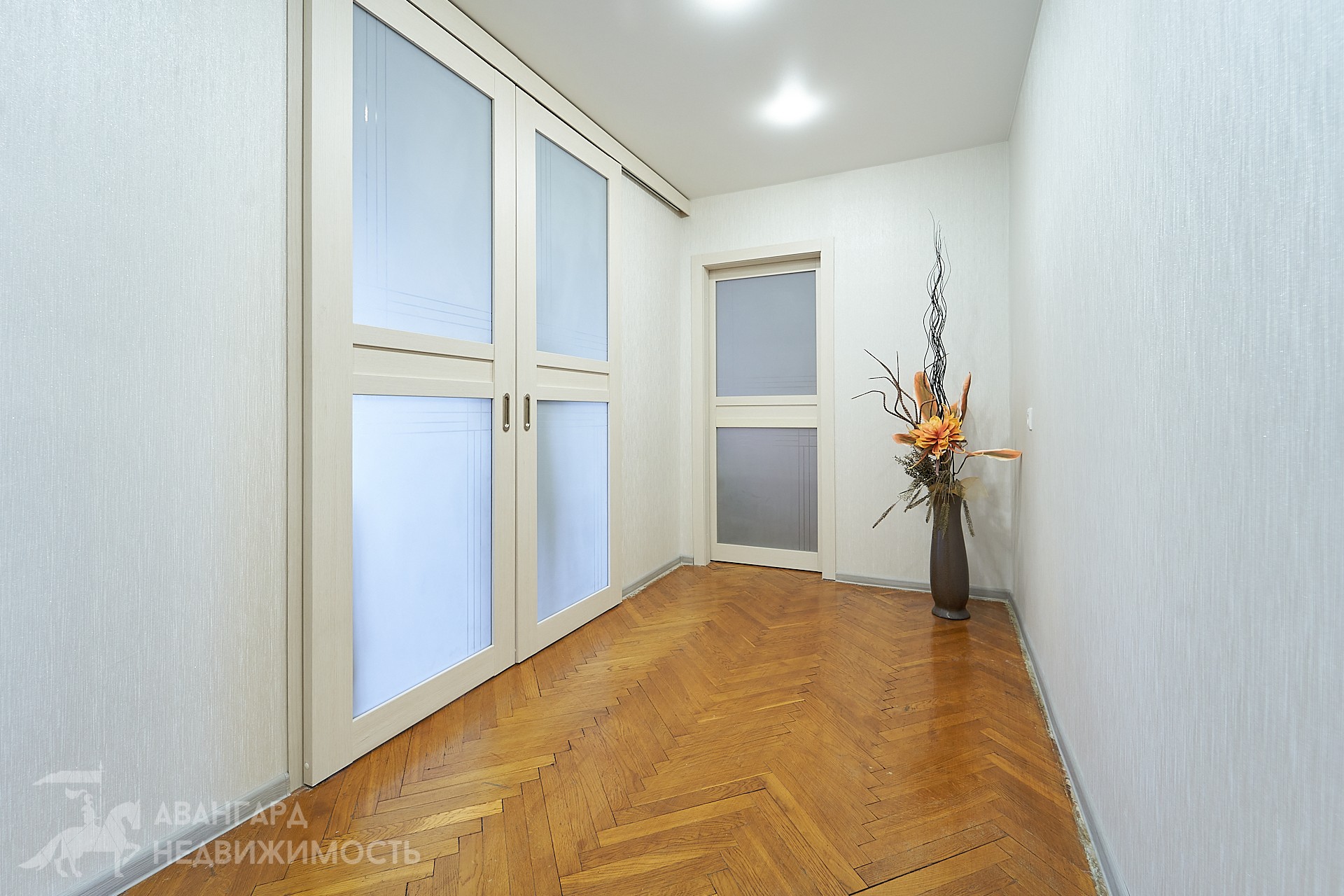  102.79м.кв., комнат 5, Минск (пр-т Победителей, 53/1)
